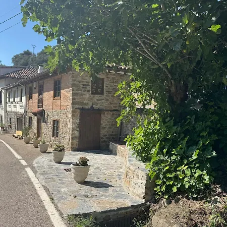 Semesterbostad La Casuca De La Brevera